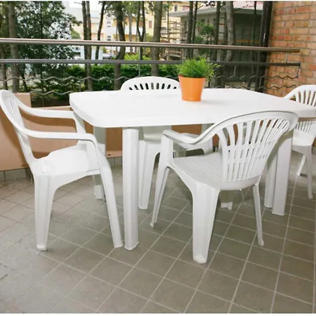 Convenient Flat Close To The Appartement