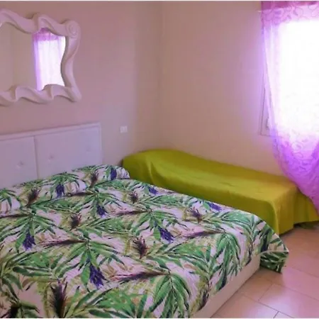 Convenient Flat Close To The 비비오네